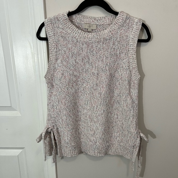 LOFT Tops - LOFT Loft pink marbled sleeveless sweater vest with side ties,small